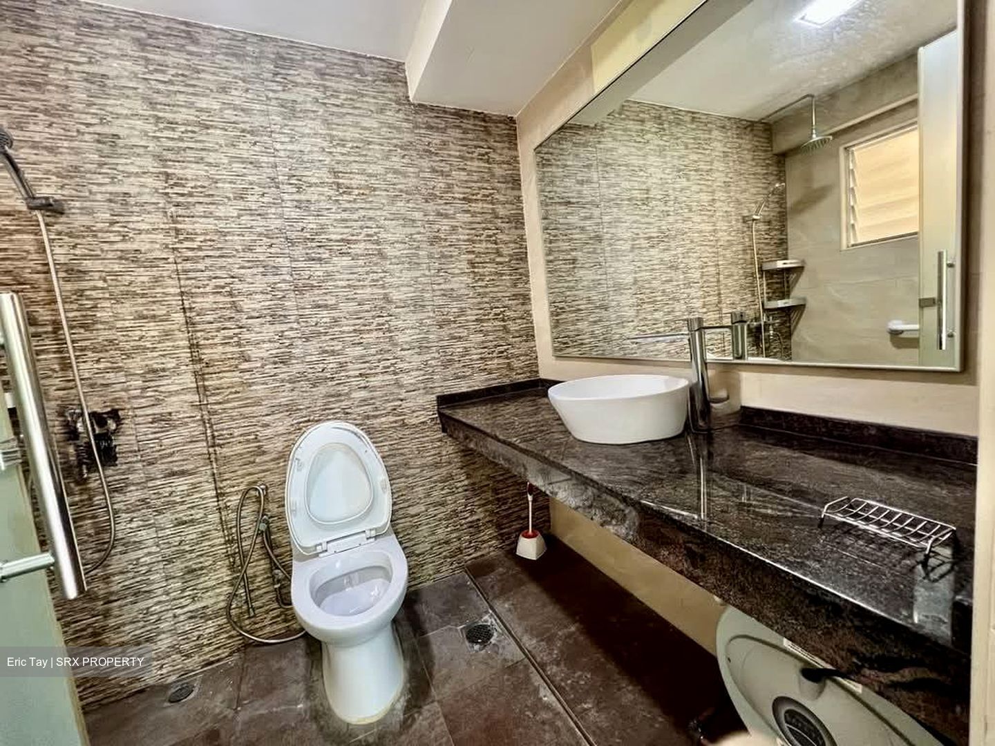 Melville Park (D18), Condominium #575374991